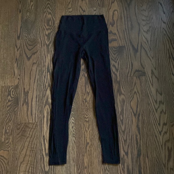 Aerie Black Leggings With Mesh Side - Picture 2 of 5